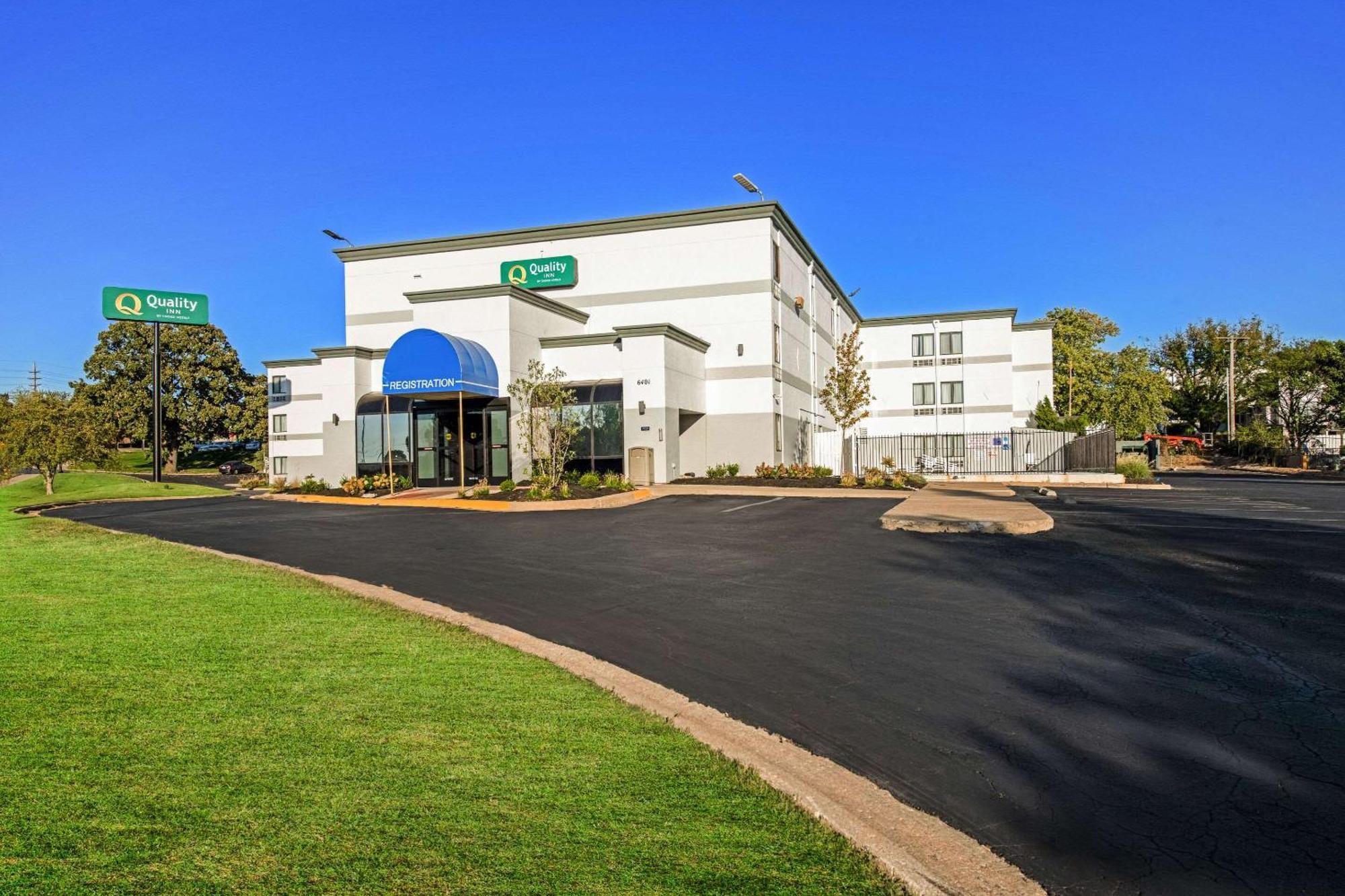 Quality Inn Merriam Kansas City Buitenkant foto
